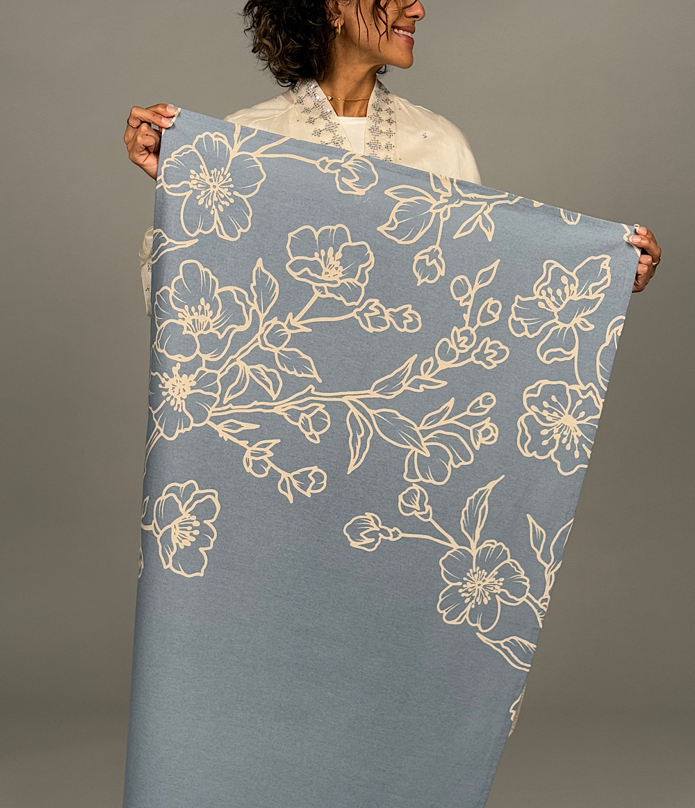 UN QUILTED RUG - AQUA
