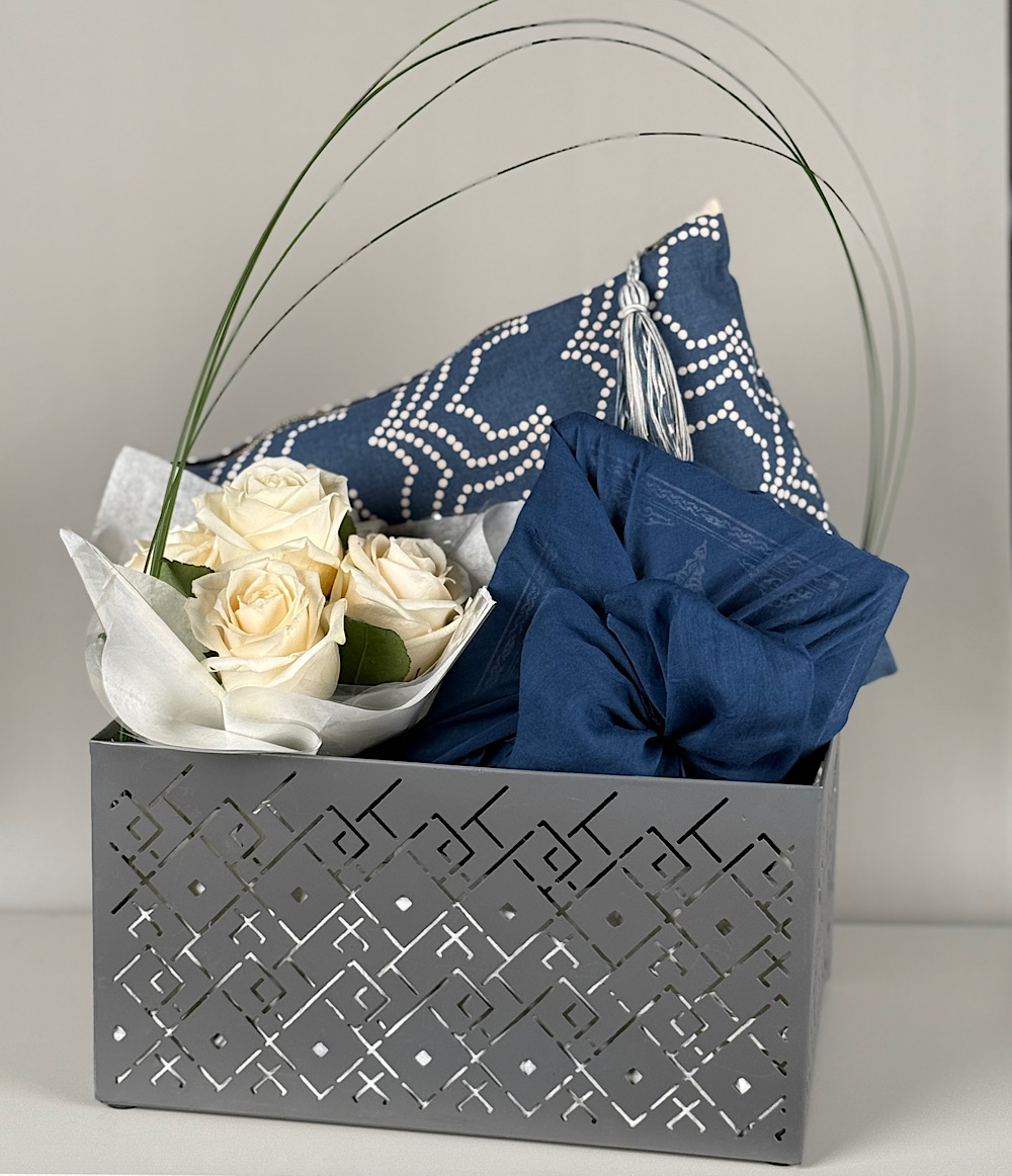 GIFT PACKAGE -  NAVY