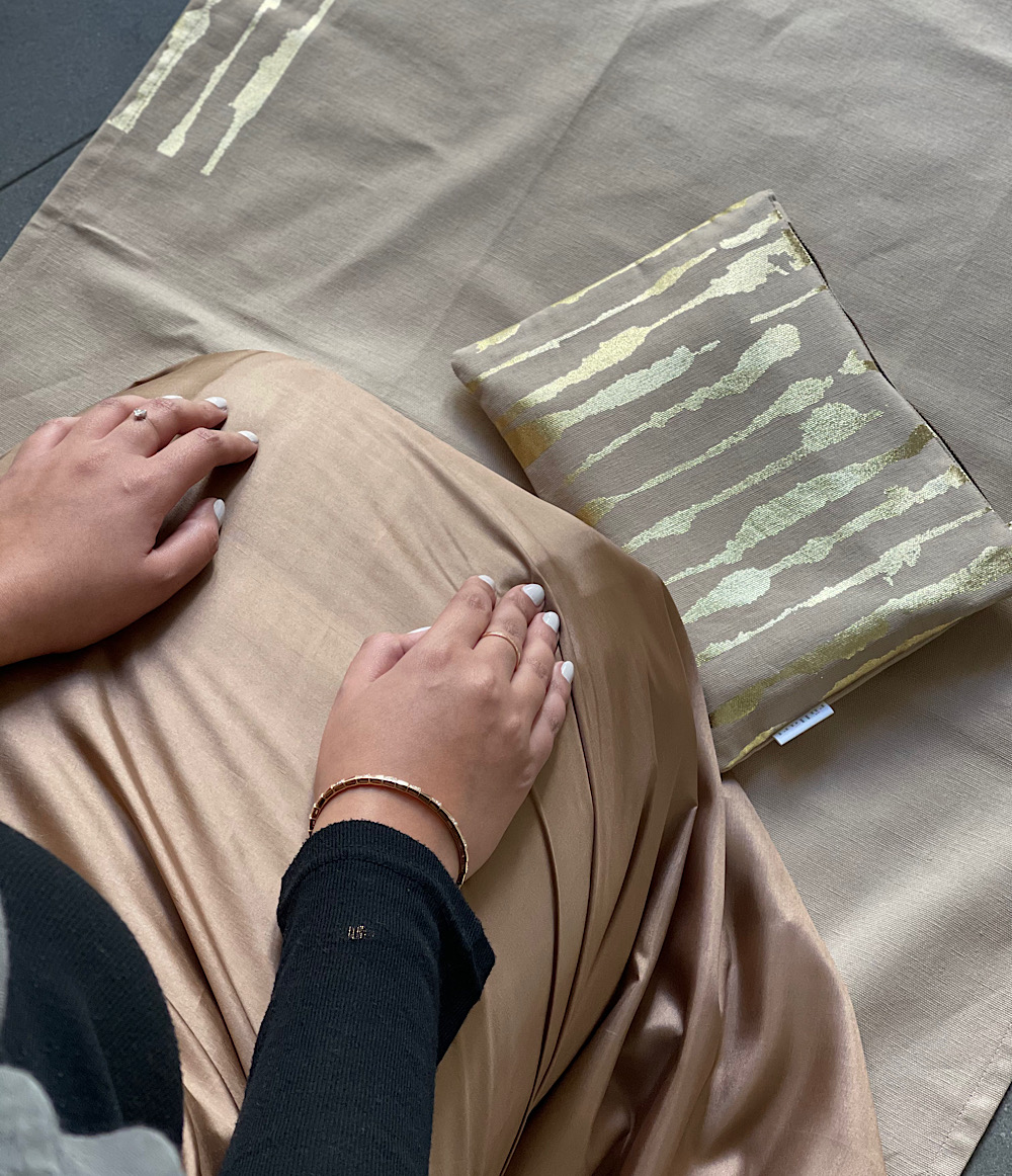 SKIRT TRAVEL SET -  GOLD 