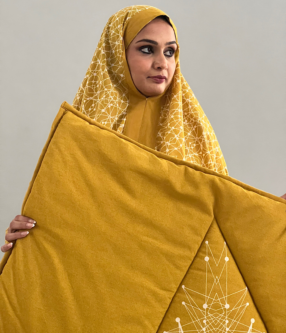 PRAYER SET -  MUSTARD 