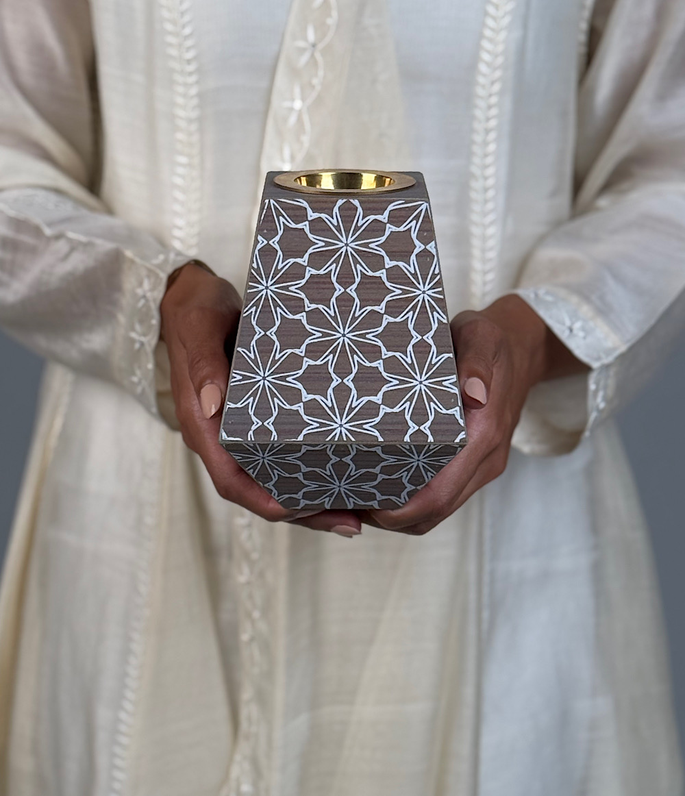 WOODEN MUBKHAR  - FLOWER